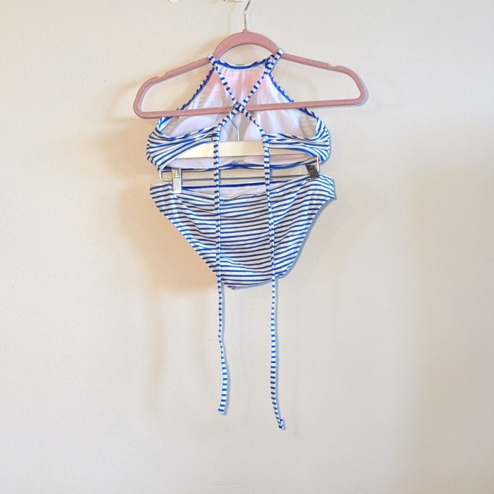 Halter Bikini - Picture 2 of 2